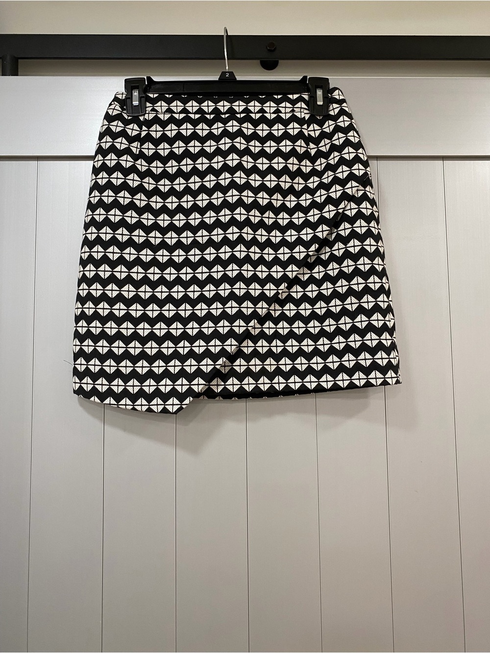 H&M Black & White Geometric Mini Skirt